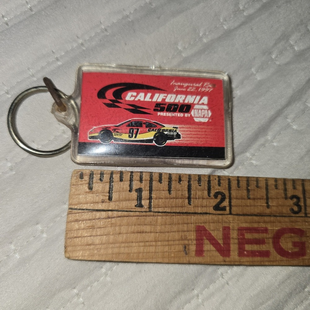 Vintage Acrylic Keychain NAPA California 500 Inaugural‎ RACE 1997 Collectible - Picture 3 of 3
